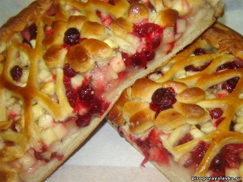 Дрожжевой пирог с яблоками и брусникой рецепт Дрожжевой пирог с яблоками и брусникой рецепт