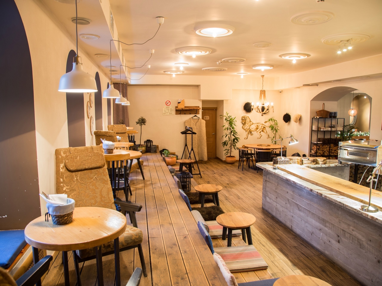 Lev I Ptichka by null